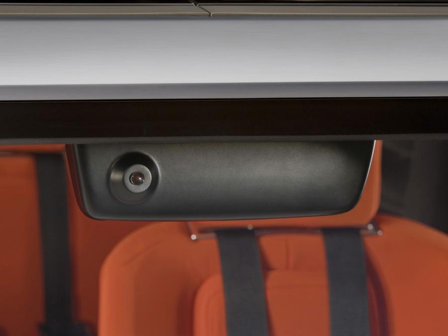 Детали интерьера Hummer HX Concept 2008 года  (фото 42 из 51)
